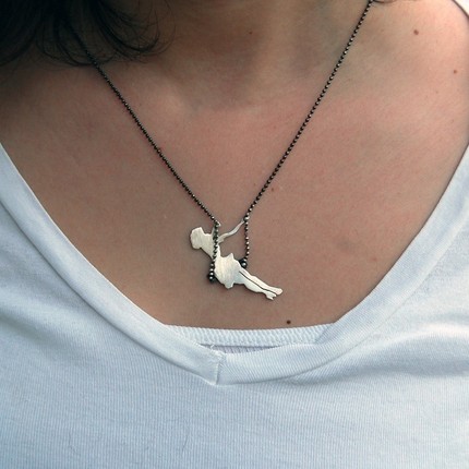 neat necklace design.jpg (38 KB)